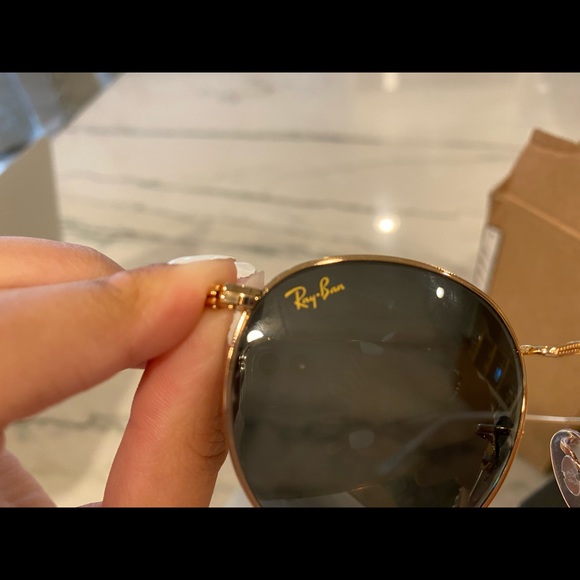 bran new ray-bans SIZE SMALL no returns - Picture 4 of 10